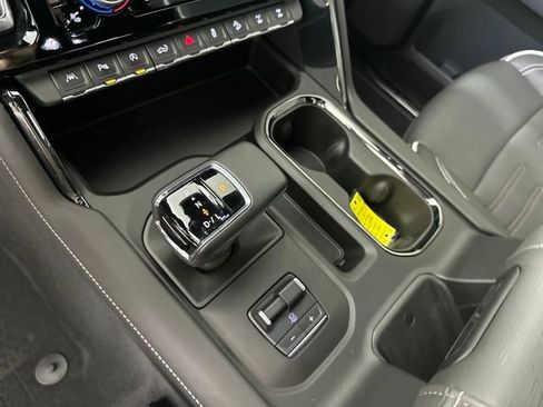 Used 2024 GMC Sierra 1500 AT4X image 20