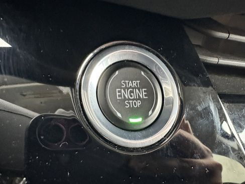 Used 2024 Buick Envision Sport Touring image 40