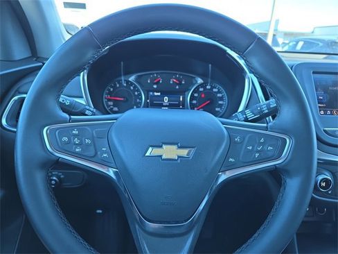 Used 2024 Chevrolet Equinox LT image 18