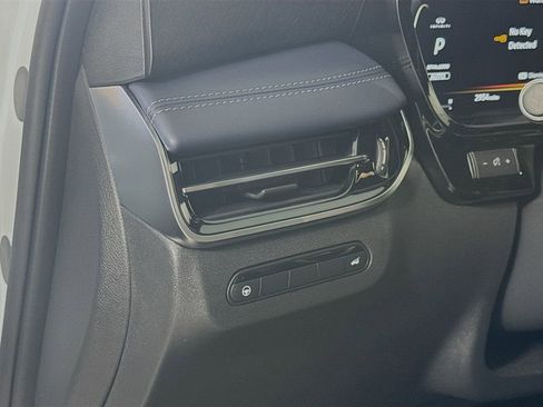 Used 2026 INFINITI QX60 Sport w/ Dark Cargo Package image 12