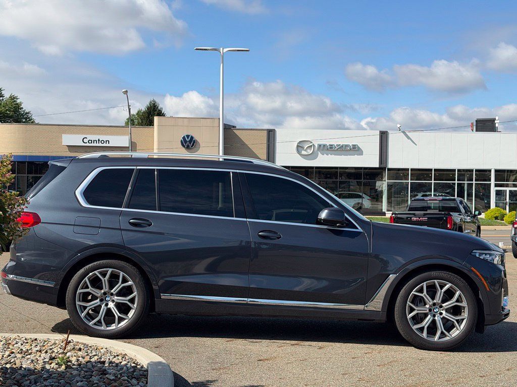 Used 2020 BMW X7 xDrive40i w/ Premium Package AWD/4WD image 6