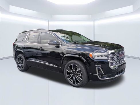 Used 2021 GMC Acadia Denali w/ Denali Technology Package FWD image 2