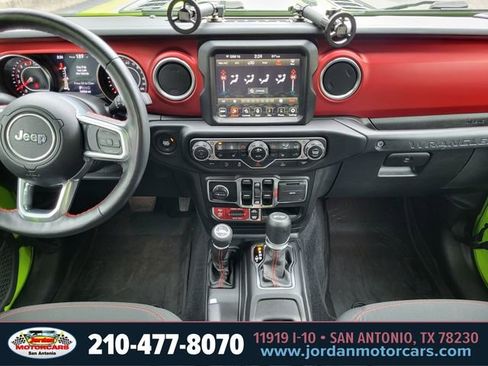 Used 2021 Jeep Wrangler Unlimited Rubicon AWD/4WD image 15