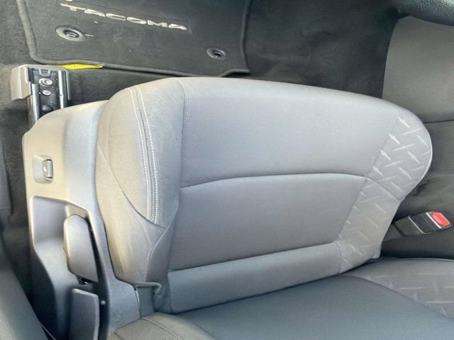 Used 2024 Toyota Tacoma SR RWD image 9