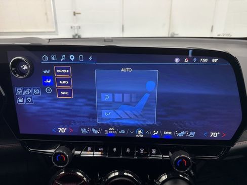 Used 2024 Chevrolet Blazer EV RS AWD/4WD image 42