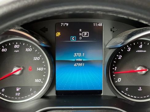 Used 2021 Mercedes-Benz GLC 300 4MATIC image 30