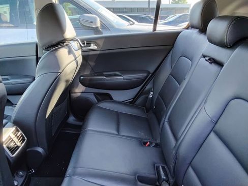 Used 2017 Kia Sportage EX AWD/4WD image 11