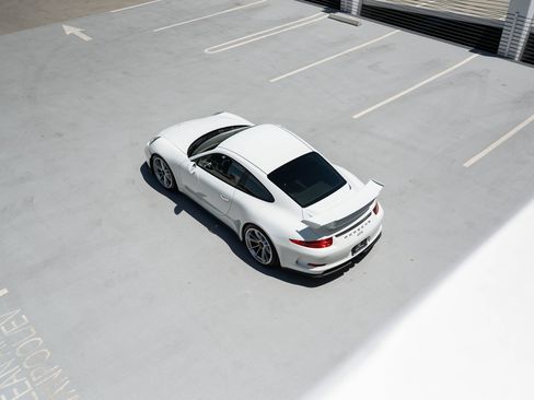 Used 2015 Porsche 911 GT3 RWD image 50