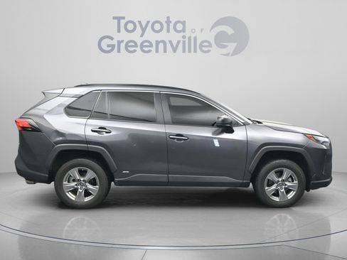 Used 2024 Toyota RAV4 LE image 17