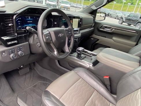 Used 2023 Chevrolet Silverado 1500 ZR2 w/ Technology Package AWD/4WD image 13