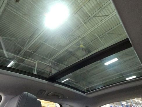 Used 2024 Audi Q5 2.0T Premium image 37