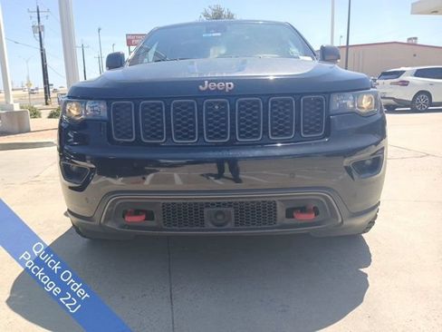 Used 2018 Jeep Grand Cherokee Trailhawk AWD/4WD image 2