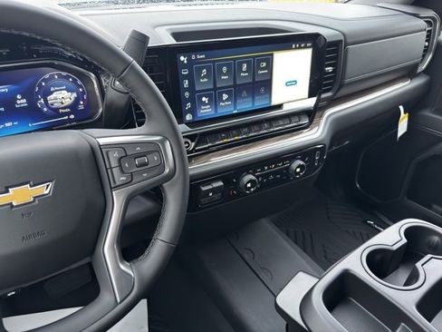 New 2026 Chevrolet Silverado 1500 LT image 17