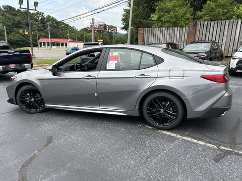 New 2026 Toyota Camry SE FWD image 6
