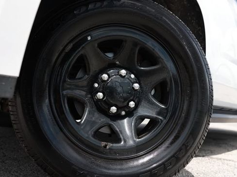 Used 2016 Chevrolet Tahoe 2WD image 35
