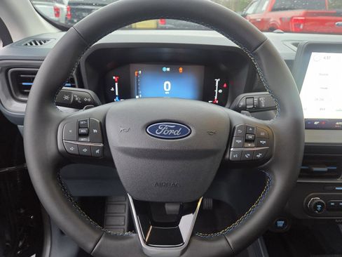 New 2026 Ford Maverick Lobo image 12