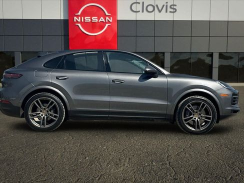 Used 2021 Porsche Cayenne Coupe AWD/4WD image 9
