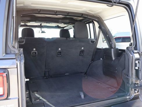 Used 2020 Jeep Wrangler Unlimited Rubicon image 15