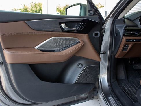 Used 2024 Acura MDX SH-AWD w/ Advance Package image 23