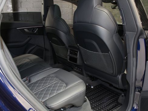 Used 2023 Audi SQ8 Prestige AWD/4WD image 50