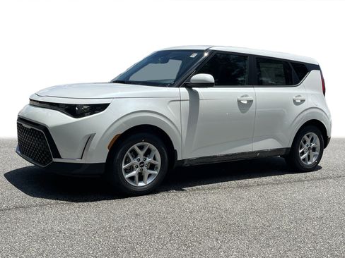 New 2025 Kia Soul LX w/ LX Technology Package image 18