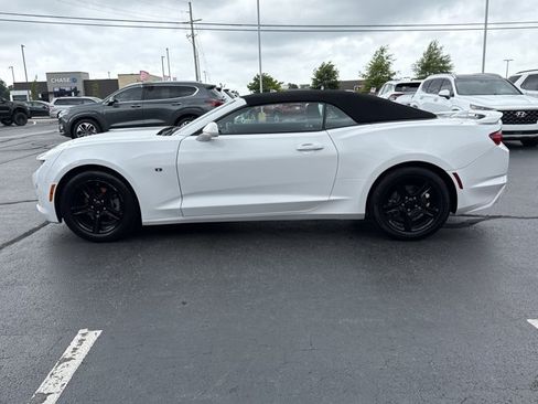 Used 2023 Chevrolet Camaro LT RWD image 12
