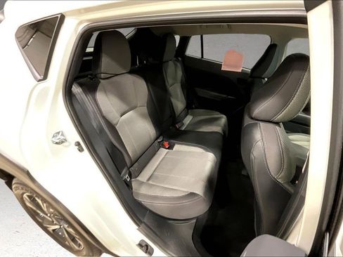 Used 2024 Subaru Crosstrek 2.0i Premium image 25