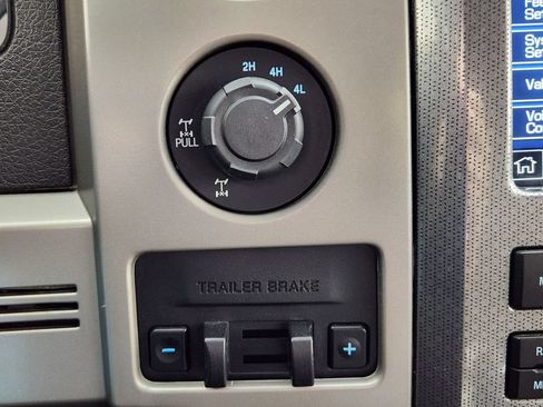 Used 2010 Ford F150 Raptor AWD/4WD image 26