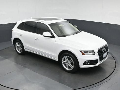Used 2017 Audi Q5 2.0T Premium Plus w/ Technology Package AWD/4WD image 61