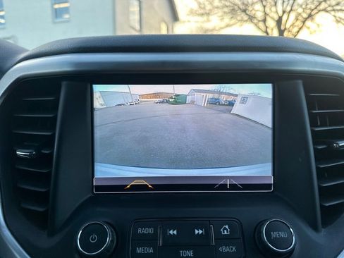 Used 2018 GMC Acadia SLE w/ Driver Alert Package I image 16