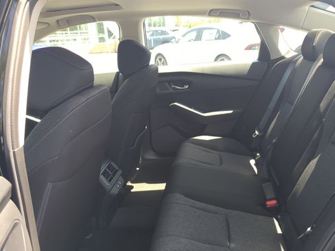 New 2025 Honda Accord SE image 9