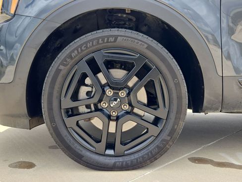 Certified 2024 Kia Telluride EX X-Line AWD/4WD image 12