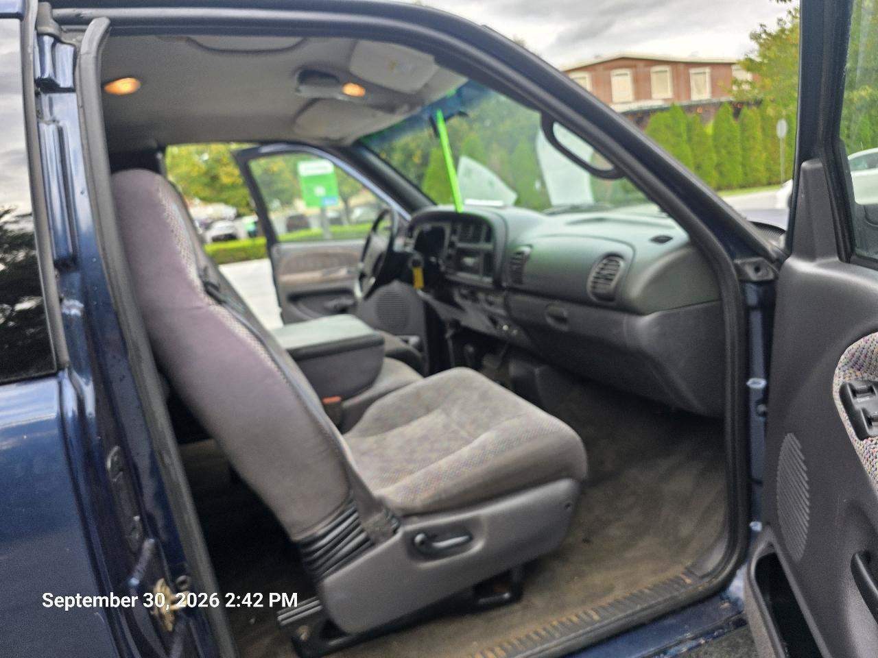 Used 2001 Dodge Ram 1500 Truck 4x4 Quad Cab image 16