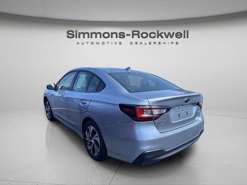 Used 2025 Subaru Legacy Premium AWD/4WD image 3