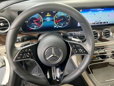 Used 2021 Mercedes-Benz E 350 4MATIC image 11
