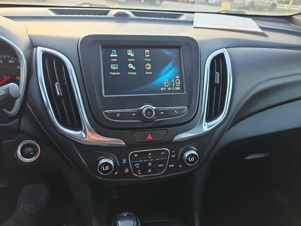 Used 2018 Chevrolet Equinox LT FWD image 10