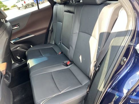 Used 2022 Toyota Venza XLE AWD/4WD image 25