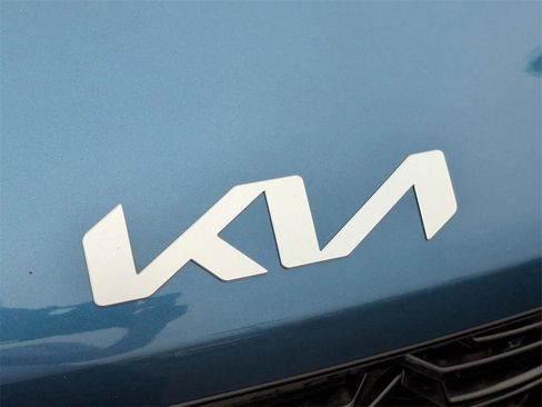Certified 2025 Kia Sorento EX image 29