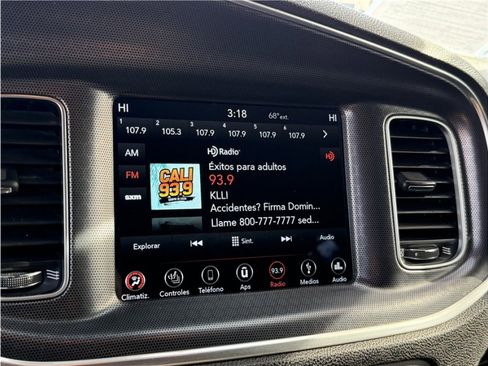 Used 2018 Dodge Charger R/T image 41