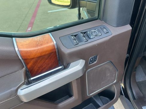Used 2018 Ford F250 King Ranch w/ King Ranch Ultimate Package AWD/4WD image 35