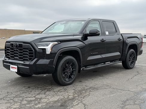 New 2026 Toyota Tundra Limited image 8