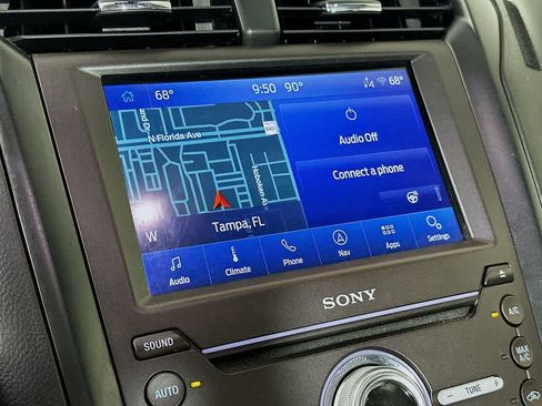 Used 2019 Ford Fusion Titanium FWD image 17