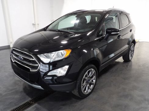 Used 2021 Ford EcoSport Titanium image 3