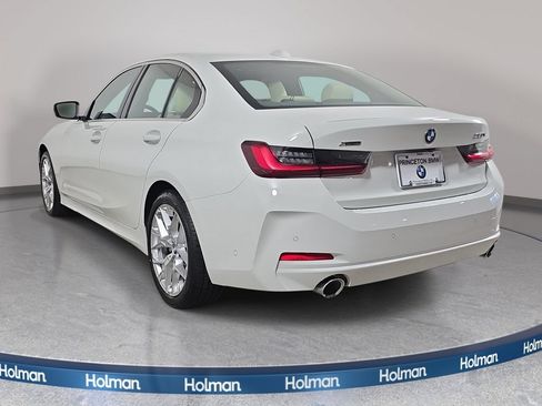 Used 2025 BMW 330i xDrive Sedan w/ Premium Package AWD/4WD image 8