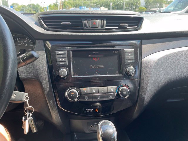 Used 2020 Nissan Rogue Sport S AWD/4WD image 13