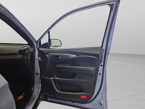 Used 2022 Honda Passport TrailSport image 32