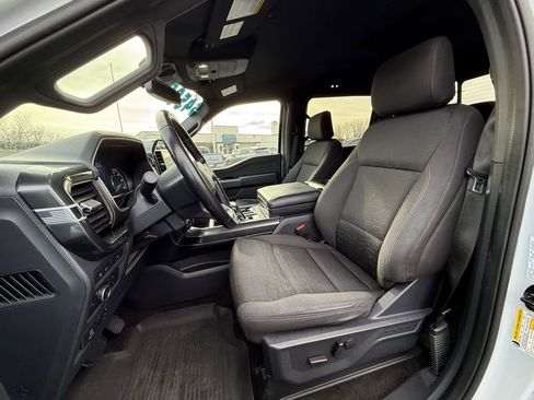 Used 2022 Ford F150 XLT w/ Equipment Group 302A High image 16