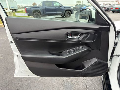 Used 2023 Honda Accord EX-L image 11