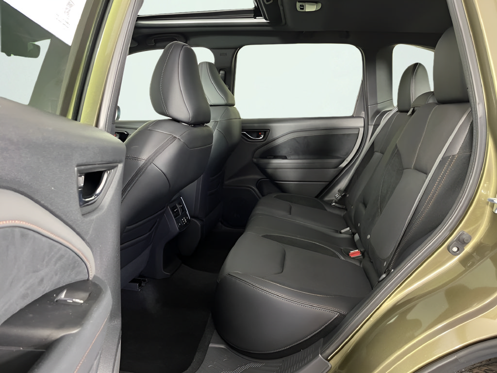 Used 2026 Subaru Forester Touring AWD/4WD image 10