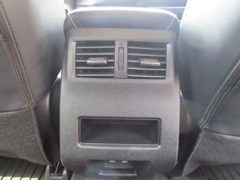 Used 2025 Mitsubishi Outlander SE AWD/4WD image 17